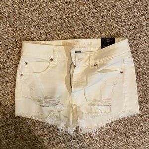 American Eagle white shorts, never worn with tags